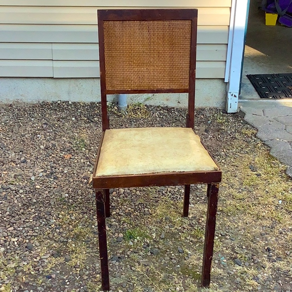 Vintage Leg-O-Matic Folding Chaie